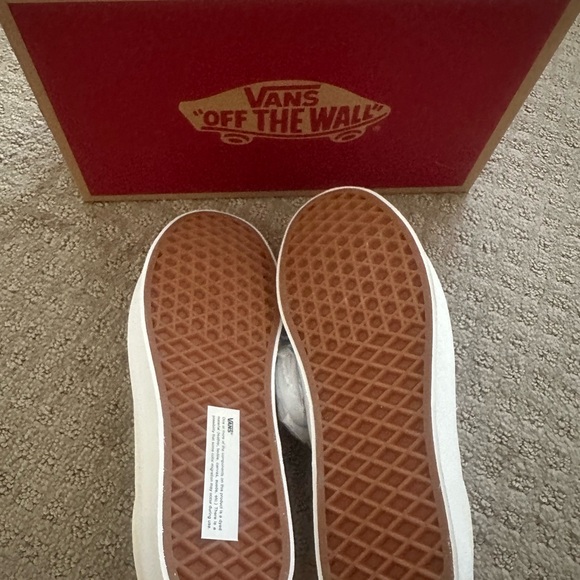 Vans Women's Cream and Silver Casual Sneakers - Picture 3 of 4